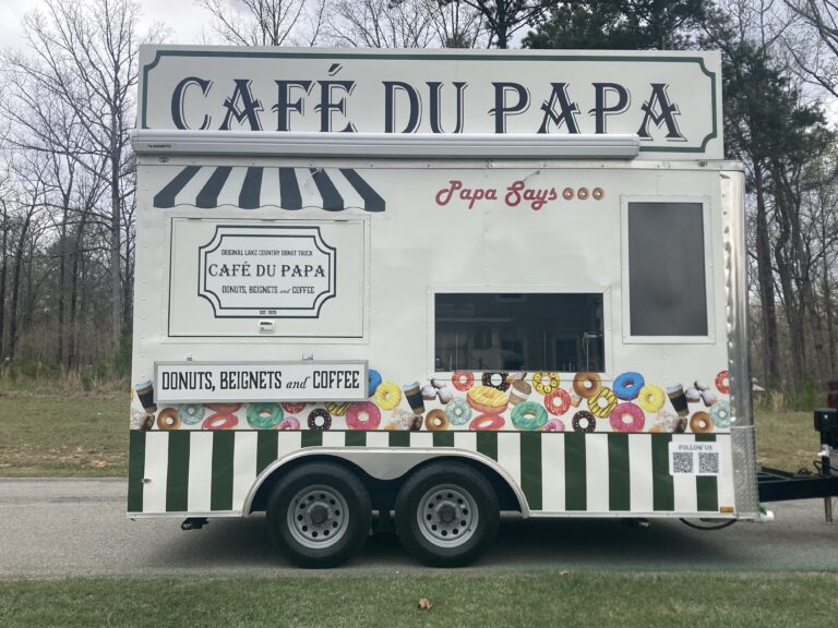 Cafe du Papa trailer food truck